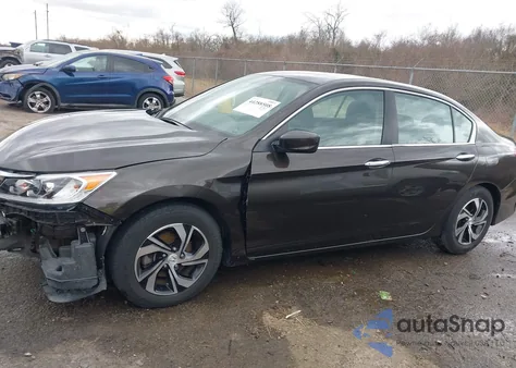 2017 Honda Accord Lx z USA, uszkodzony, nr VIN 1HGCR2F30HA280851